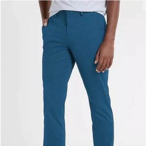 EXPRESS NWT Mens Slim Blue dress pants 30 X32